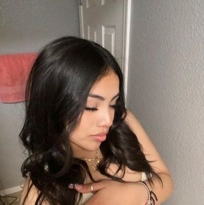 Meet your Posher, Jasmine